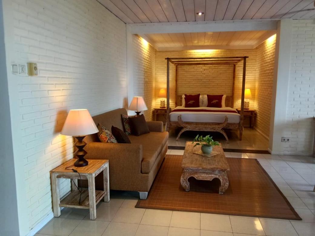 Tauch Terminal Resort Tulamben & Spa Esterno foto